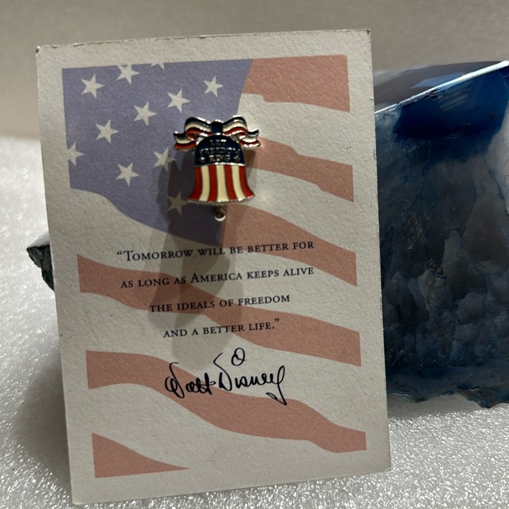 LET FREEDOM RING Exclusive Disney Cast Member Pin to Commemorate 9/11